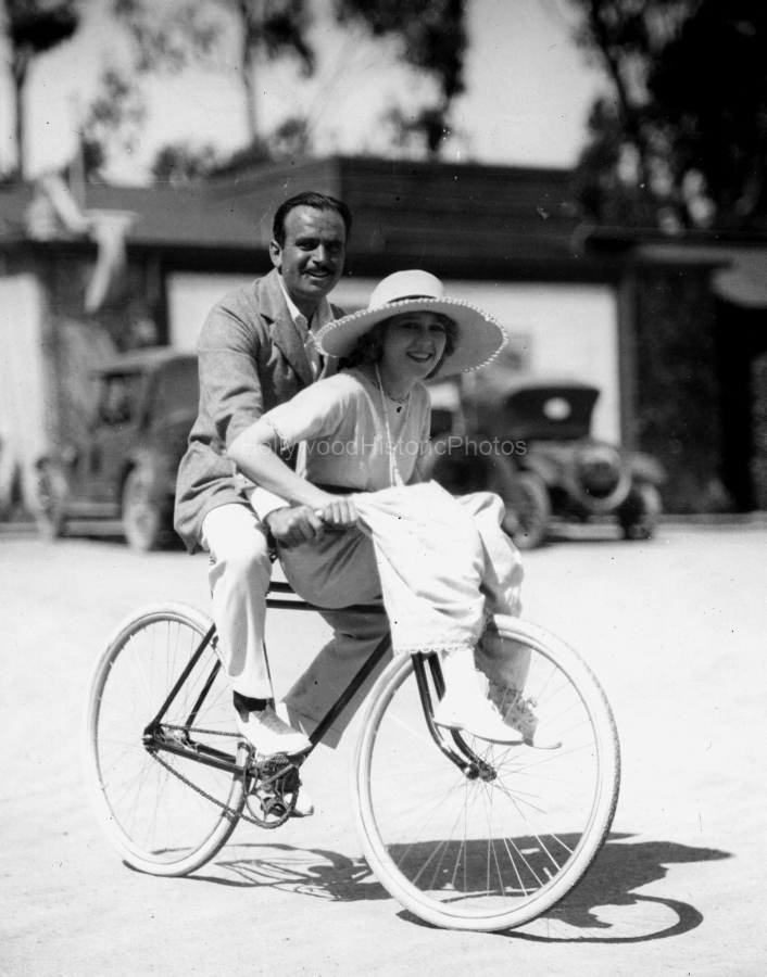 Mary Pickford 1921 Bicycling Doug Fairbanks.jpg